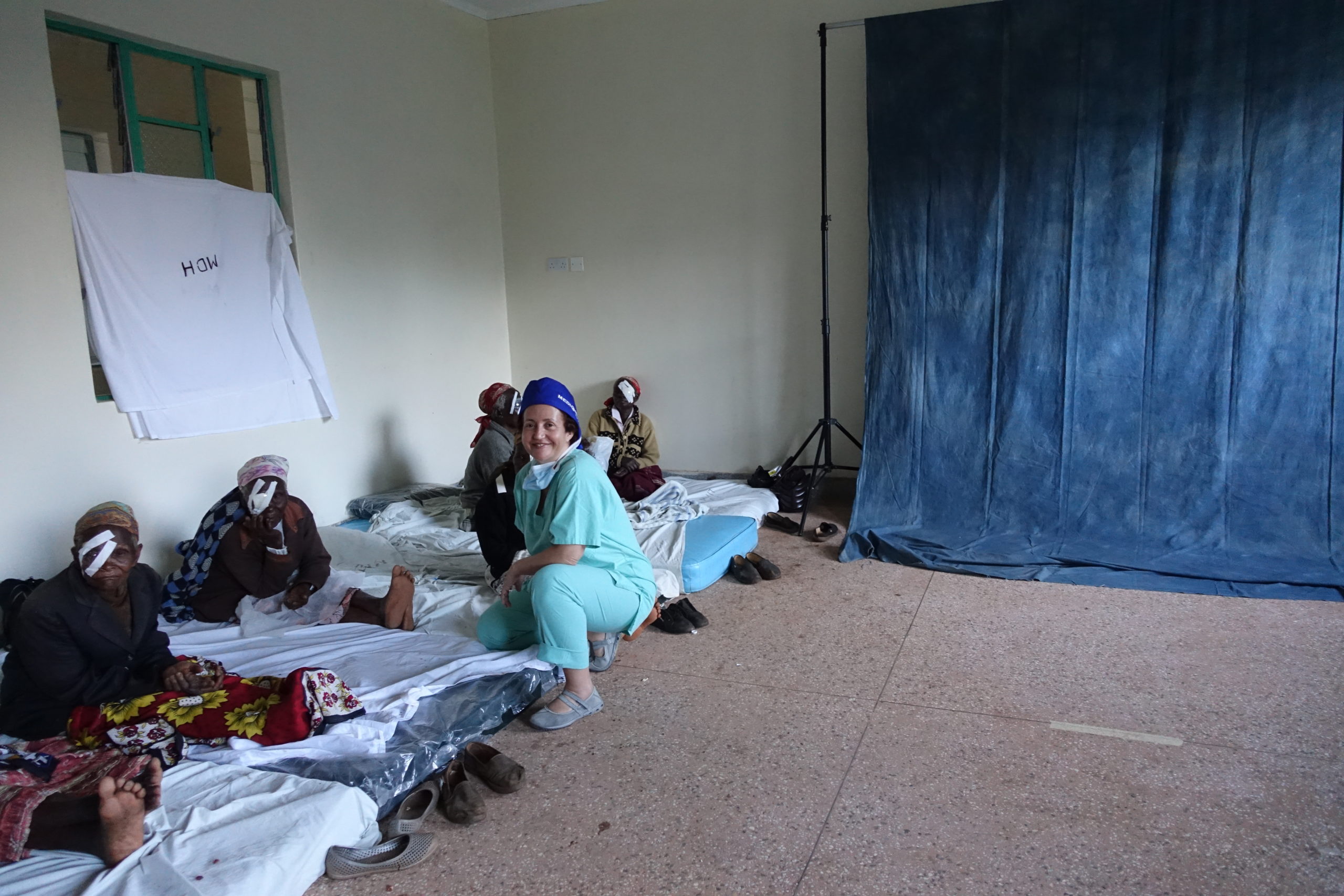משלחת הומניטרית לקניה - ניתוחי עיניים לתושבי הכפרים